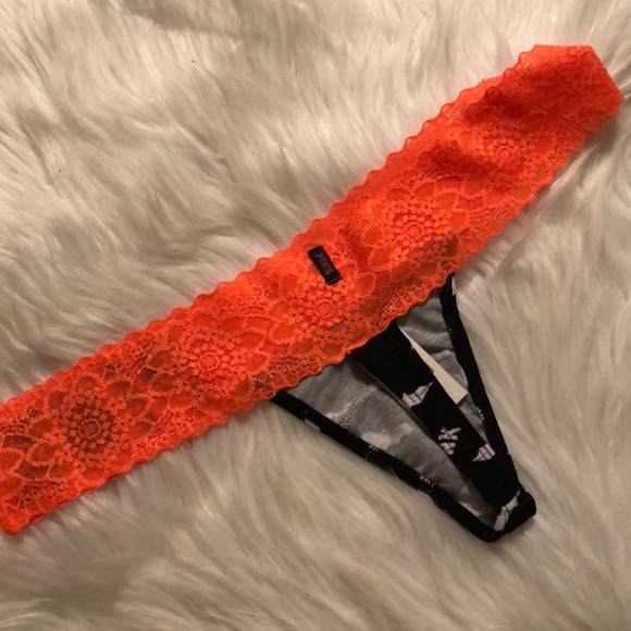 SHIPS TODAY!! PRICE REDUCED 🕸🕷🕸 - Picture 2 of 6